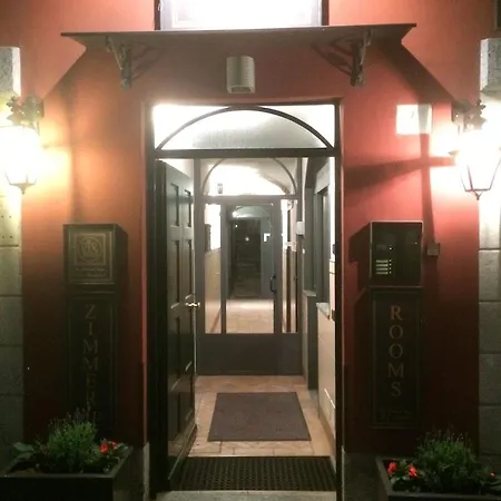 In Riva Al 3* Côme