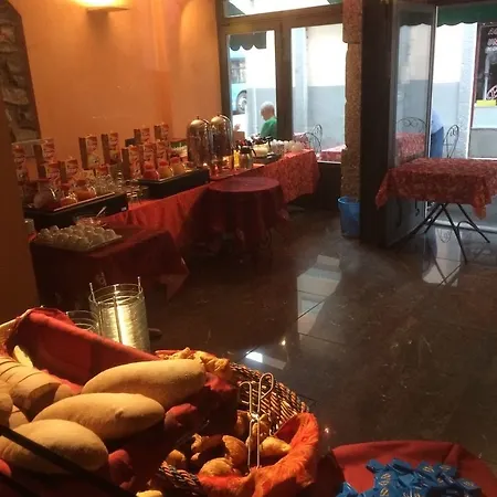 In Riva Al Pensjonat Como