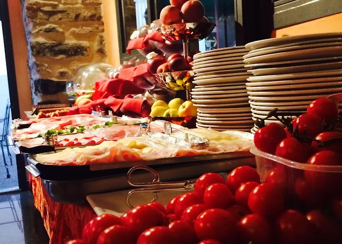 Πανσιόν In Riva Al