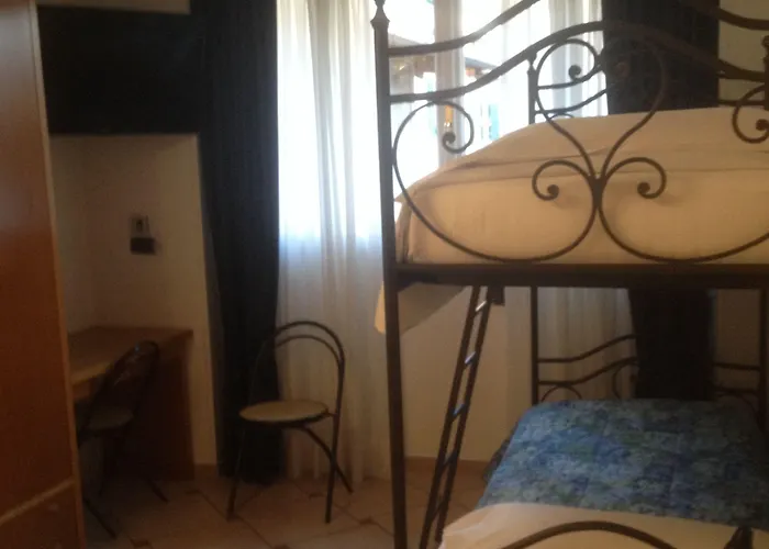 In Riva Al 3* Комо