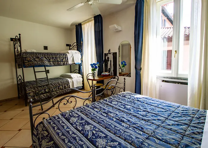 In Riva Al 3* Комо