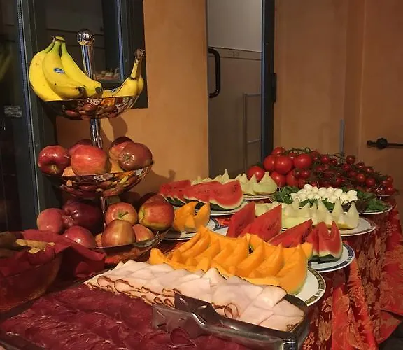 In Riva Al Гостевой дом Комо